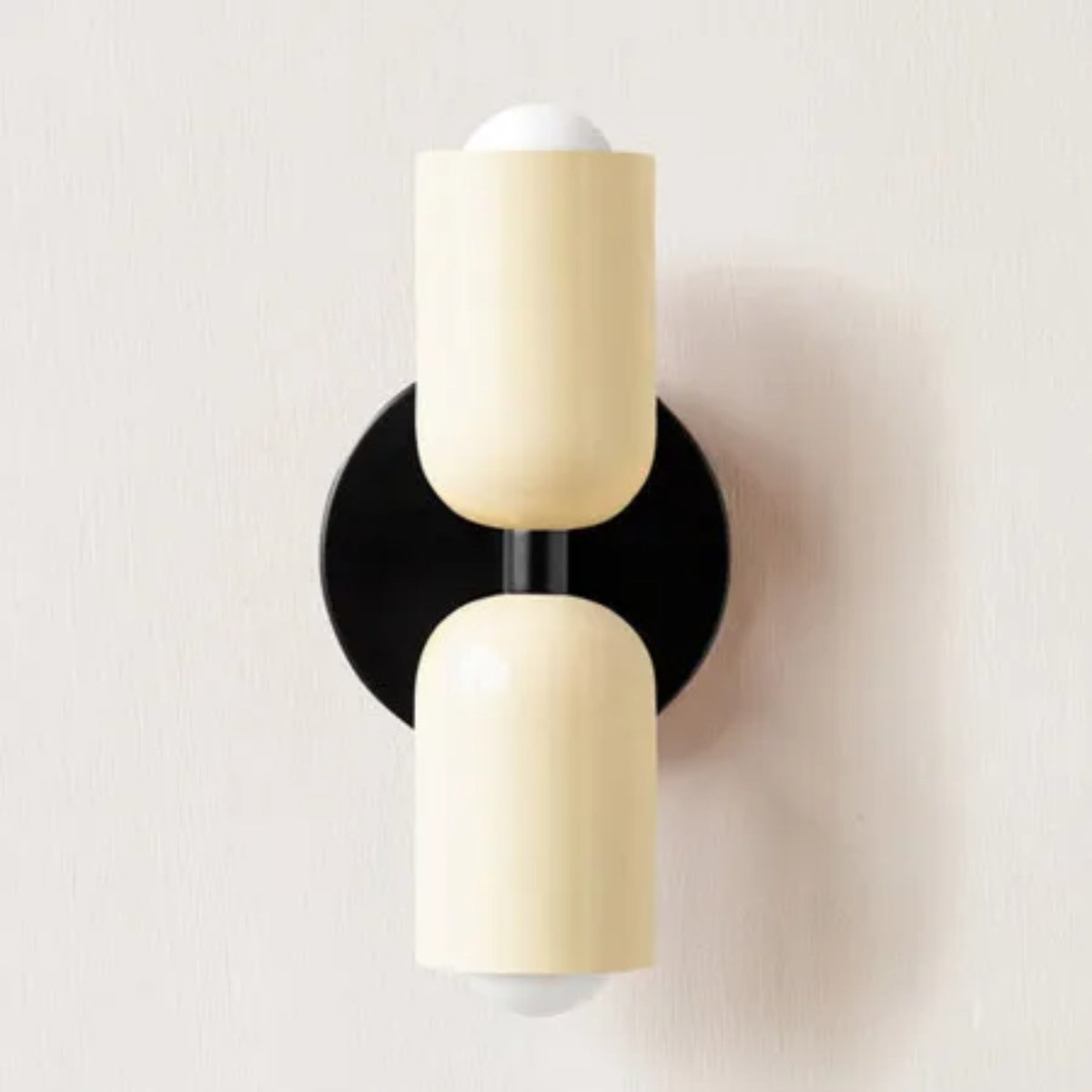 wandlamp in groen beige – zijaanzicht
