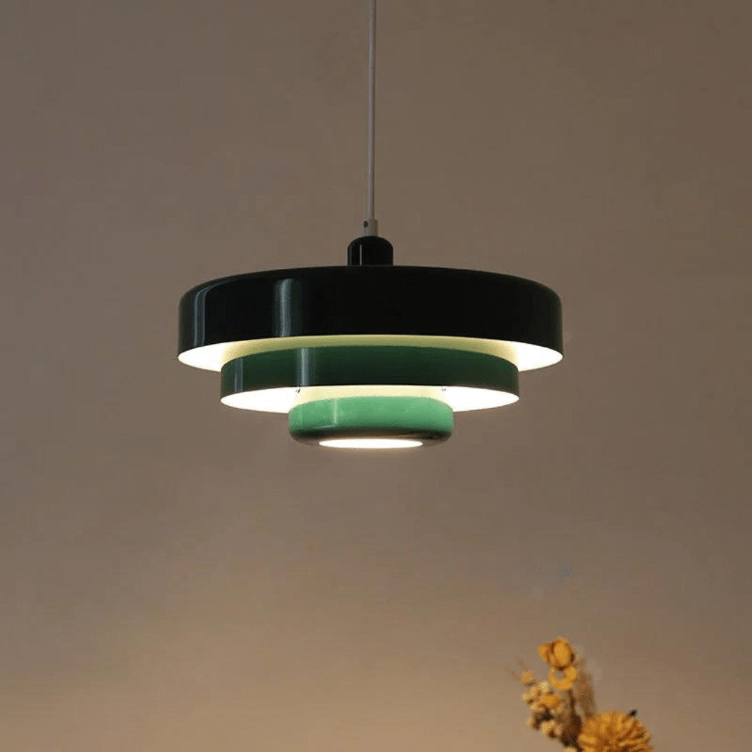 Yravik hanglamp in groen van metaal with matte finish – vooraanzicht