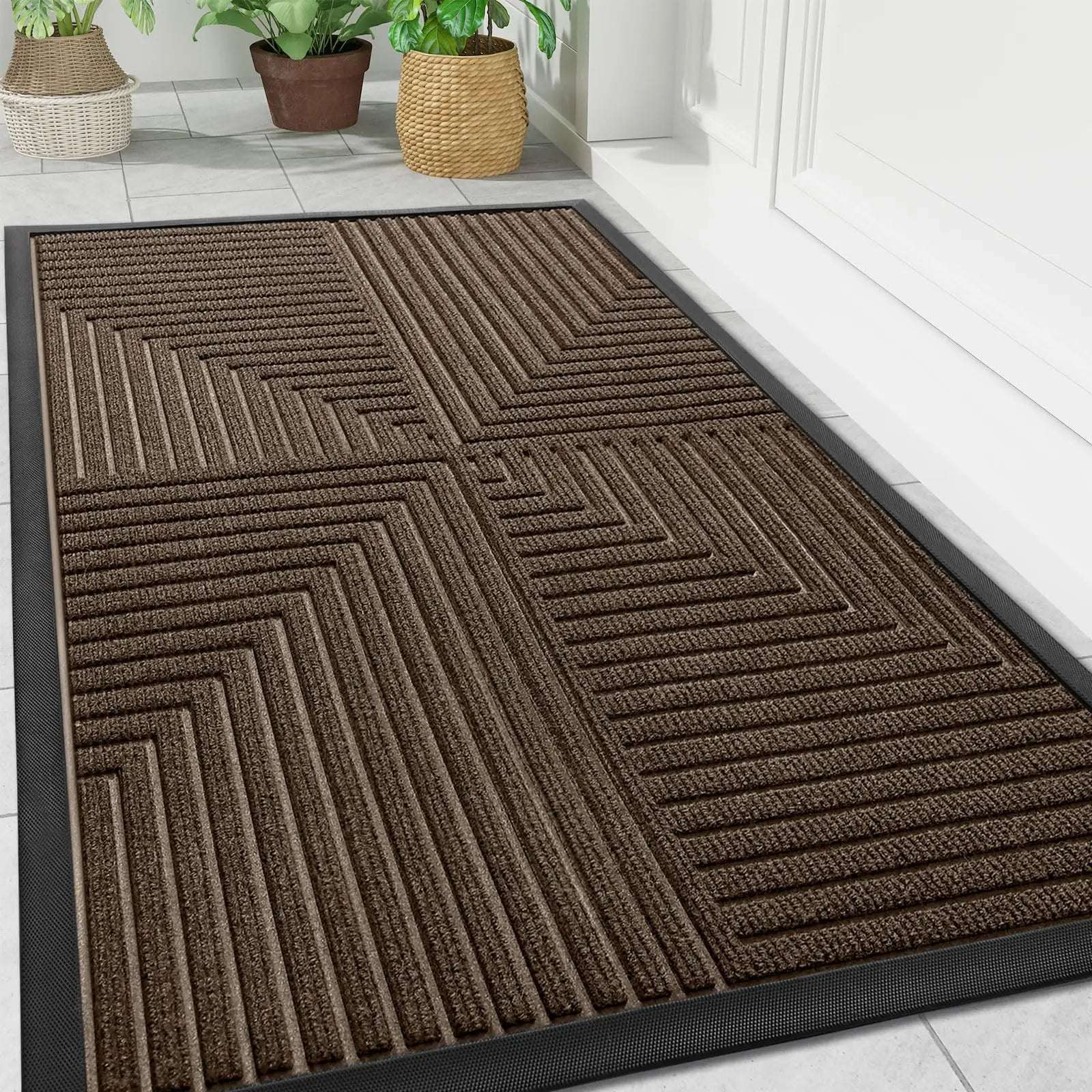 Zenda deurmat in beige van rubber – sfeerbeeld in huis