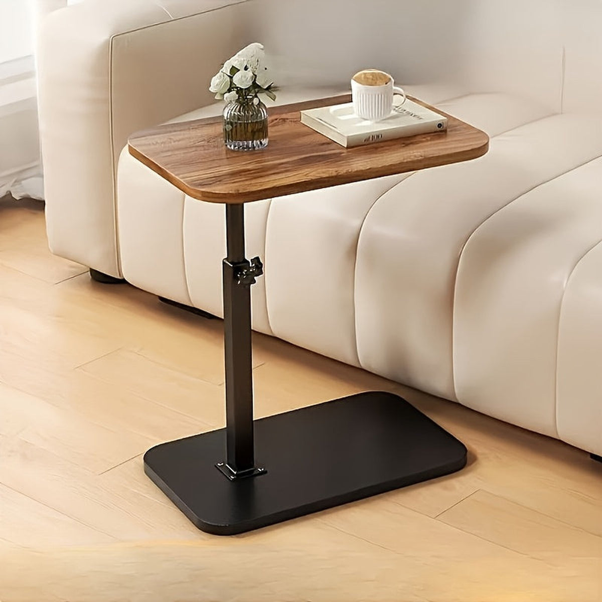 zijtafel in bruin van hout en metaal – zijaanzicht