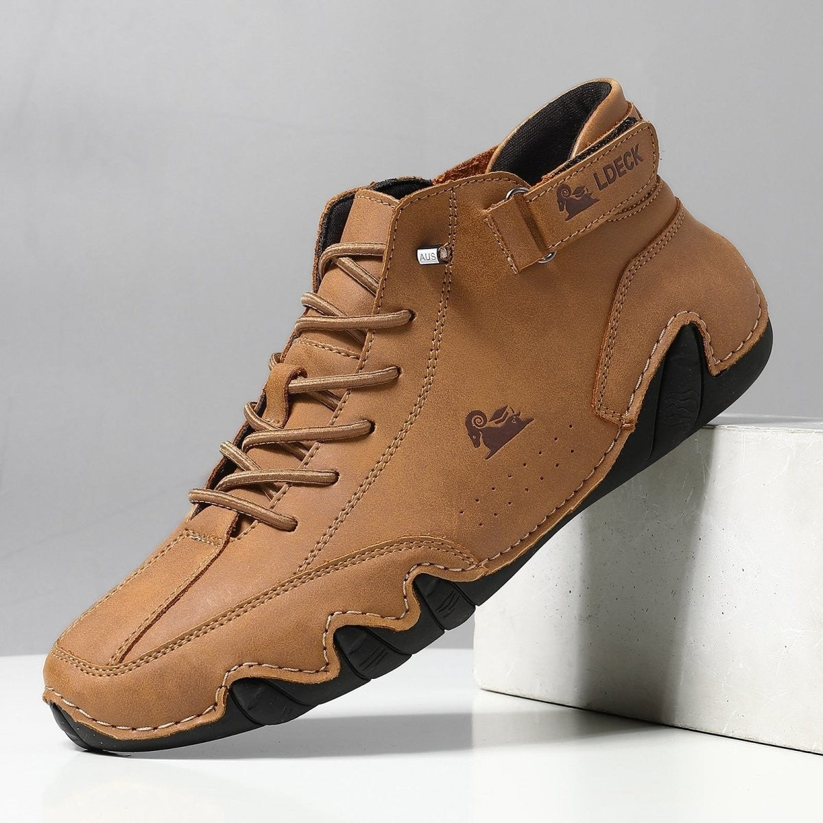 Zolda schoen in wit van high-quality leer – close-up van het materiaal